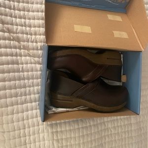 Dansko professional espresso clogs
